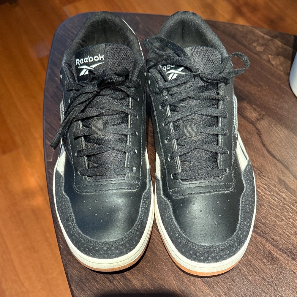 Reebok Men's Black Sneakers with White Accents